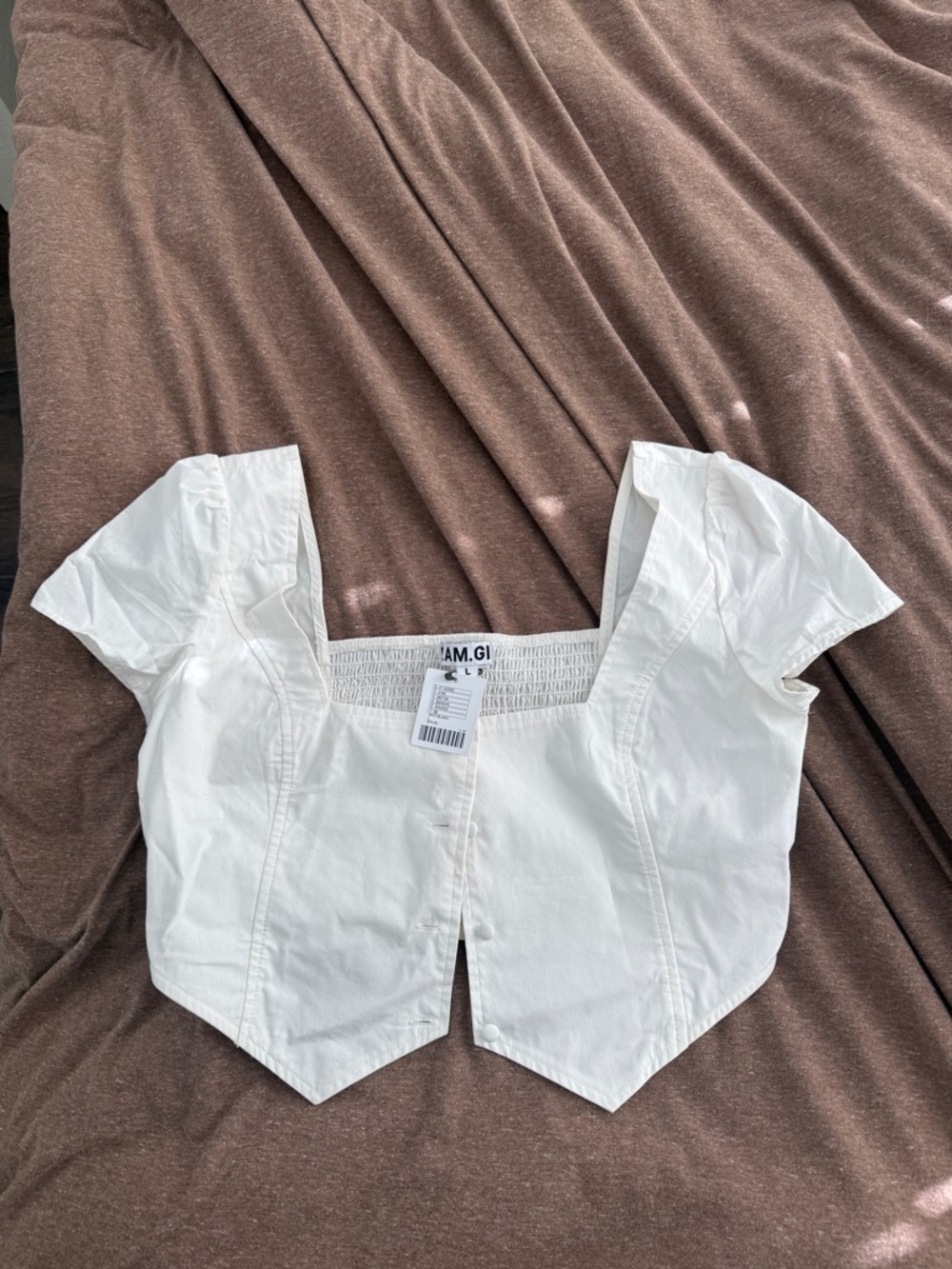 BRAND NEW iamgia crop top with tag
